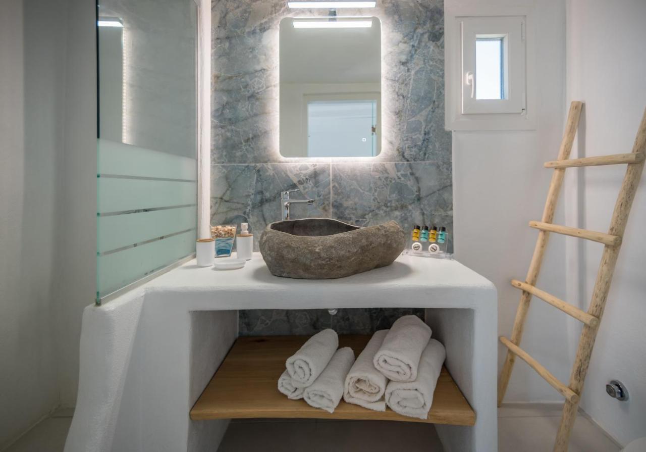 Sarantis Suites & Apartments Provatas Eksteriør billede