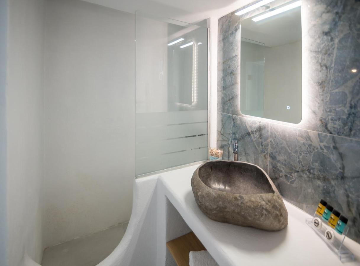 Sarantis Suites & Apartments Provatas Eksteriør billede