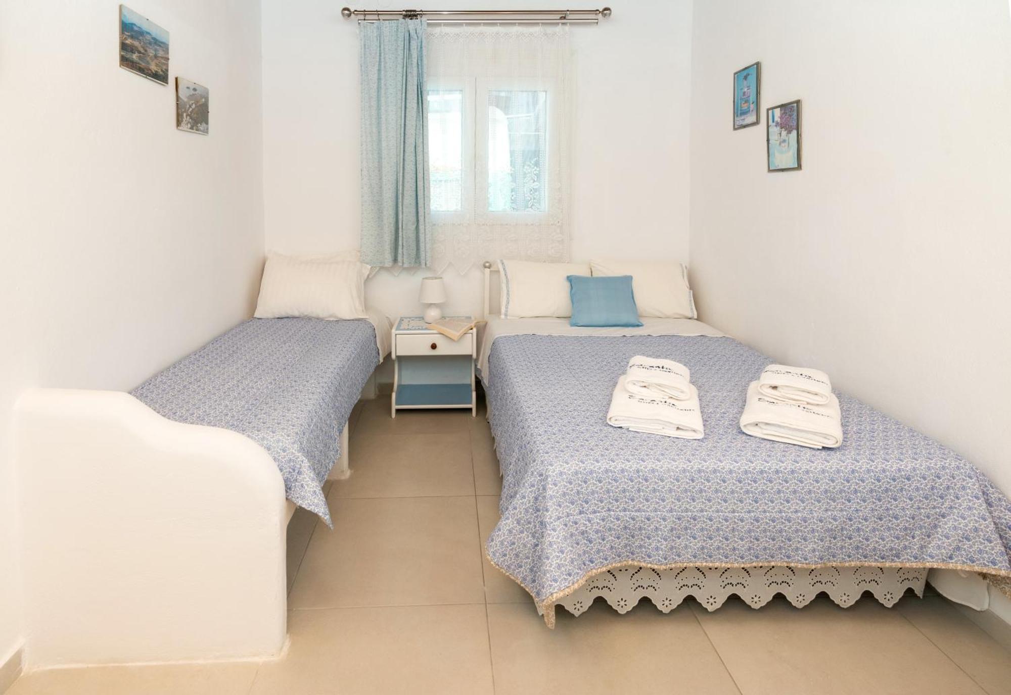 Sarantis Suites & Apartments Provatas Eksteriør billede